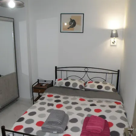 Talos And Aparthotel