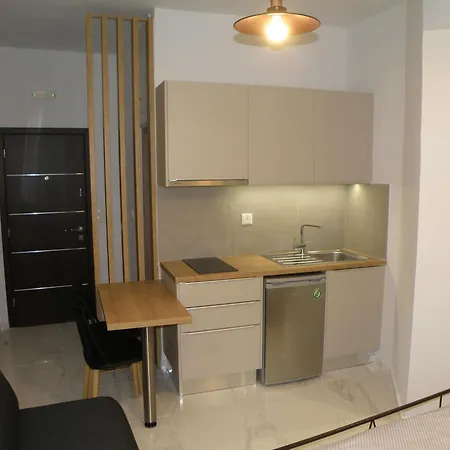 Talos And Aparthotel